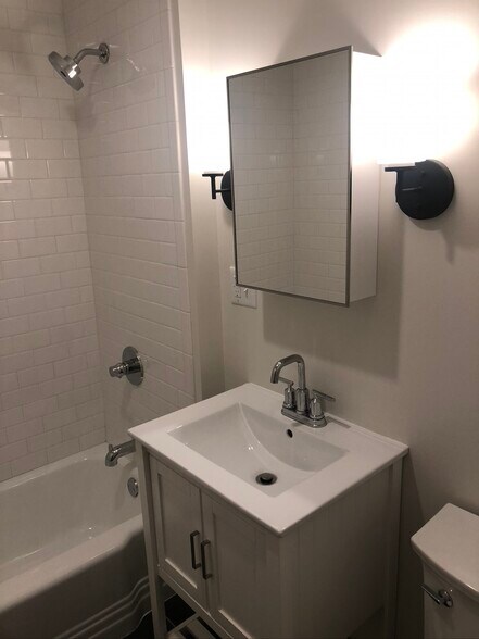 Building Photo - 4515 Jefferson St