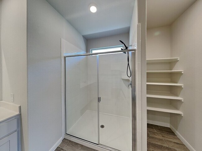 Building Photo - 116 Birch Frst Ln