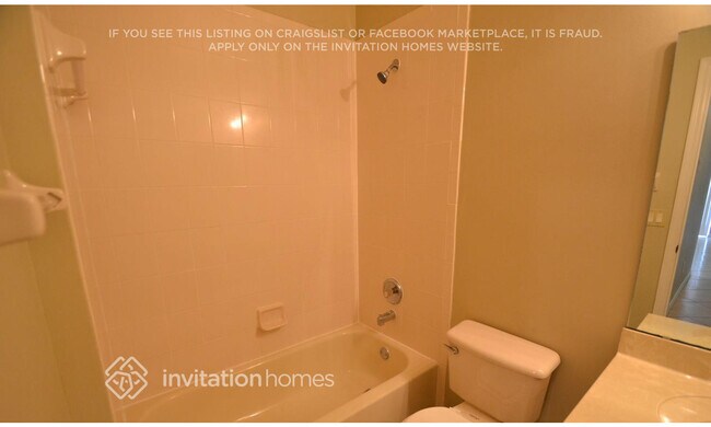 Building Photo - 901 Rosinia Ct