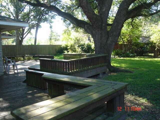 Building Photo - 8610 Bob White Dr