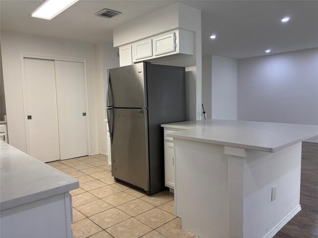 Building Photo - 8402 Priest River Dr