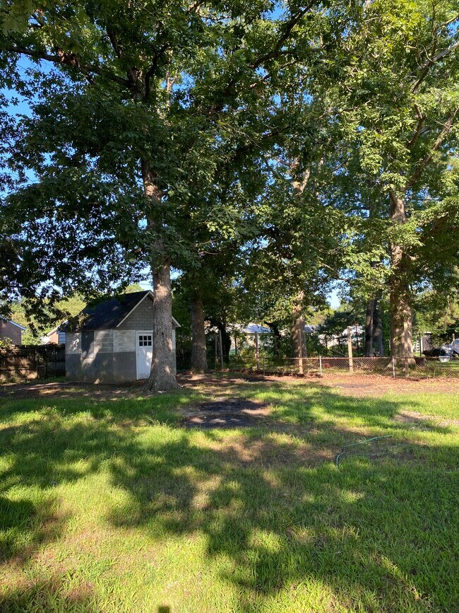 Building Photo - 119 Drew Rd
