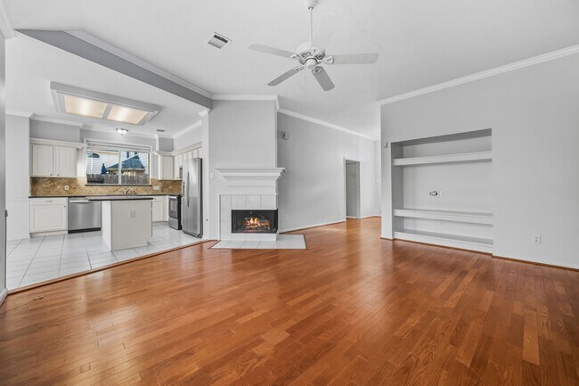 Building Photo - 20814 Lake Park Trail