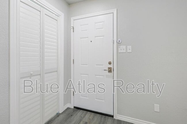 Building Photo - 4006 Fair Park Blvd