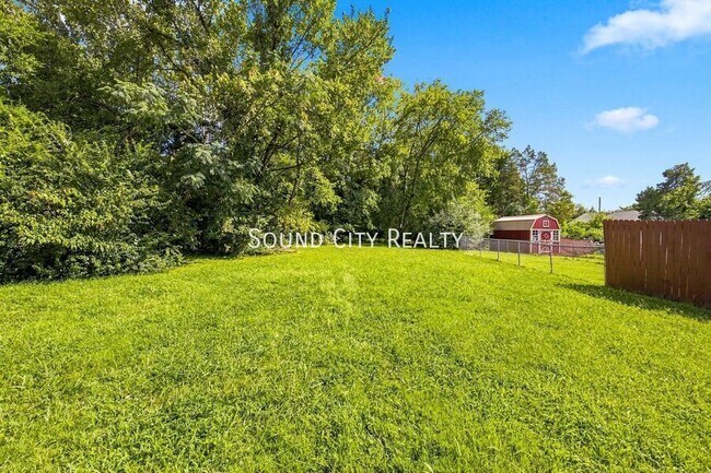 Building Photo - 4113-A Hunting Dr-