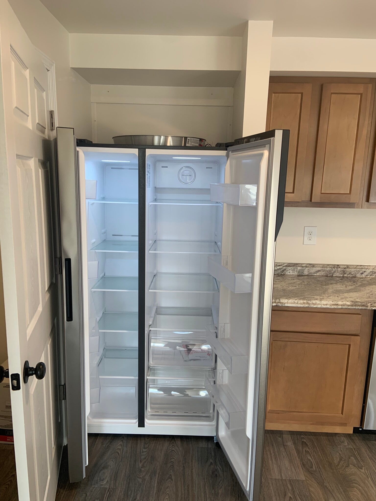 Refrigerator - 5825 Baer Rd