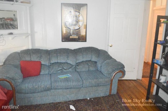 Building Photo - 97 Calumet St