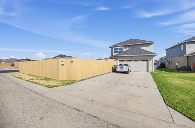 Building Photo - 261 Arabian Colt Dr