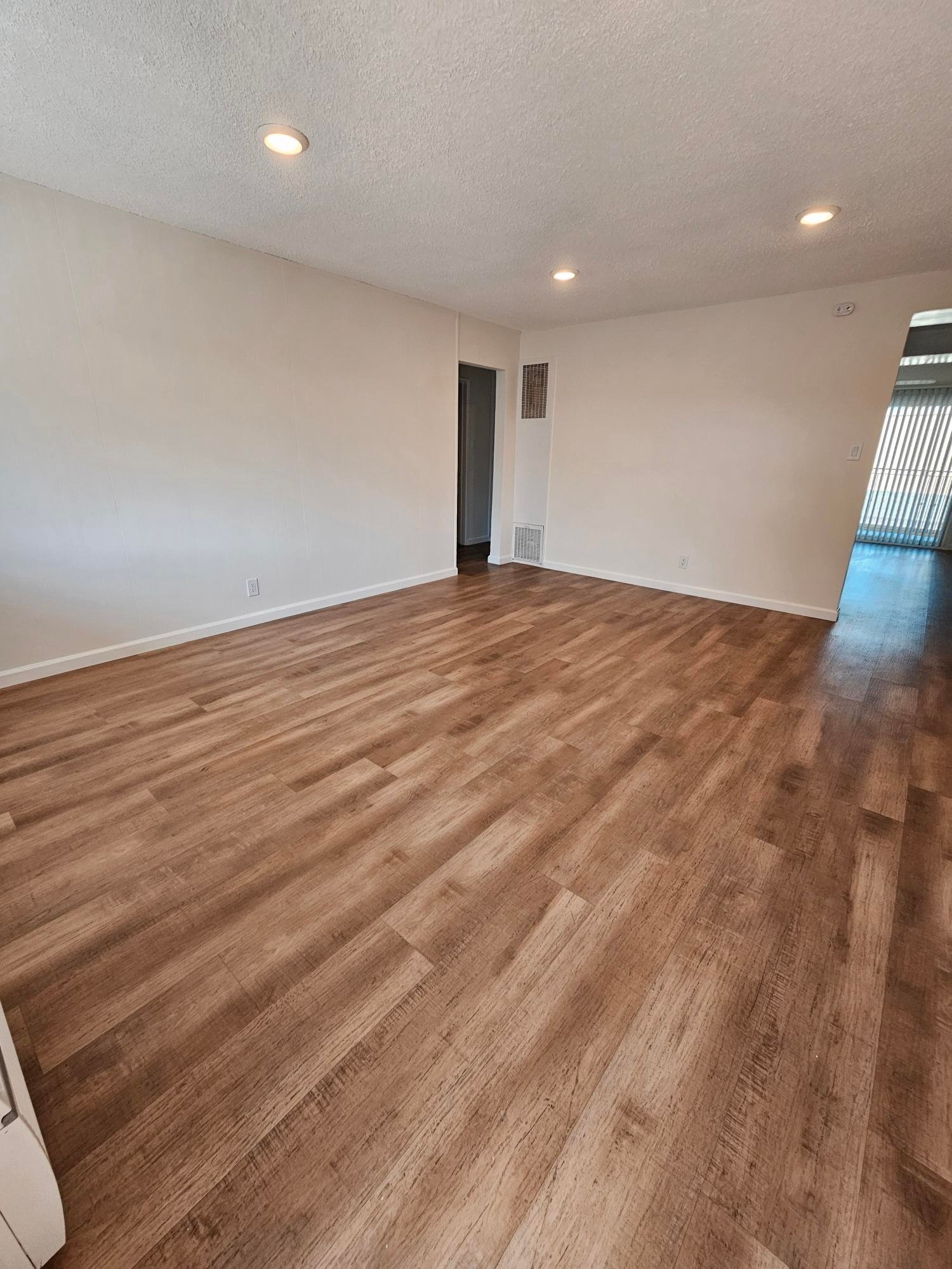 Building Photo - 8919 Longden Ave