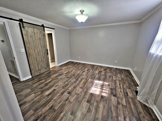 Building Photo - ***Move in Special *** HOUSE FOR RENT - PR...