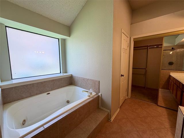 Building Photo - 7905 Rice Dr