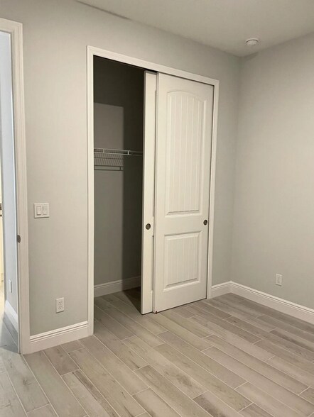 Building Photo - 5824 Lisa Ct