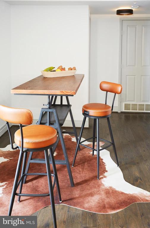 Building Photo - 414 Water St