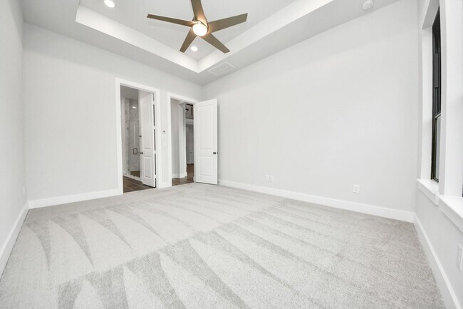 Building Photo - 26907 Southwick Vly Ln