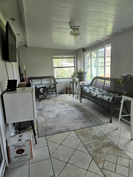 Building Photo - 10568 Turkey Scratch Ln