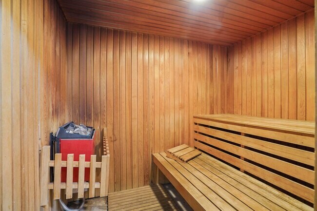 Building Photo - 1463 Marchbanks Dr