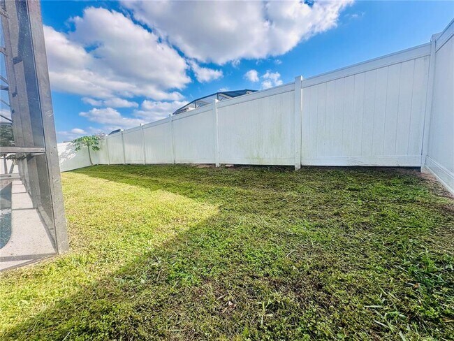 Building Photo - 2663 Oneida Loop