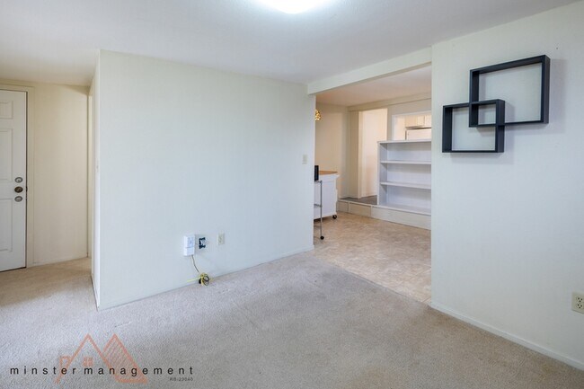 Building Photo - 1904 Naio St