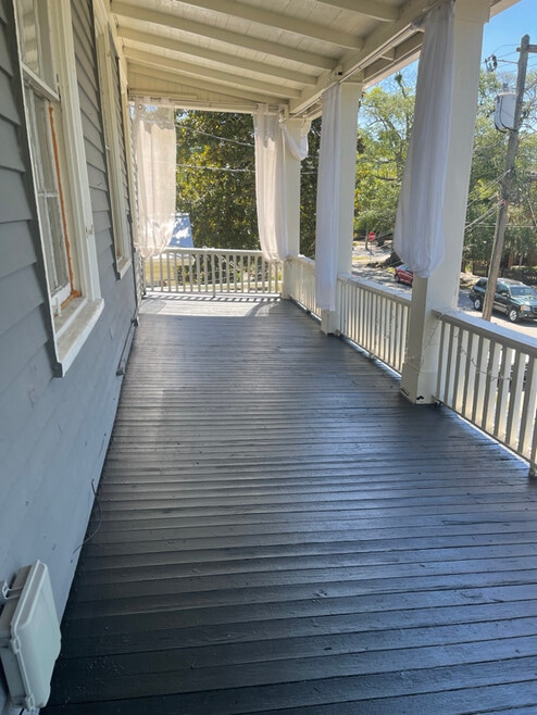 Building Photo - 413 Orange St