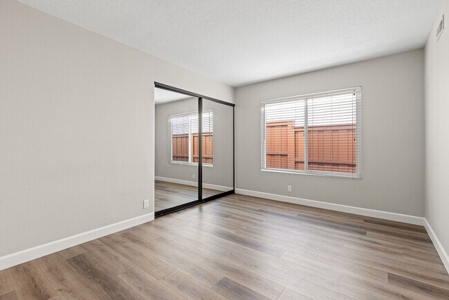 Building Photo - Beautiful 5Br / 3Ba Home In Carmel Valley!! Call to schedule a showing! 3D Tour Available!