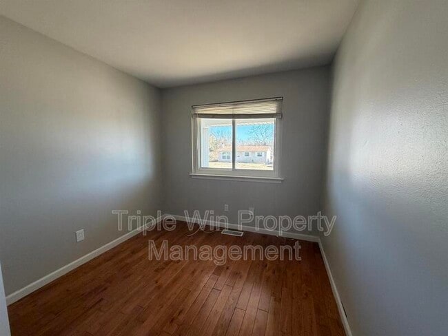 Building Photo - 5243 Ville Maria Ln