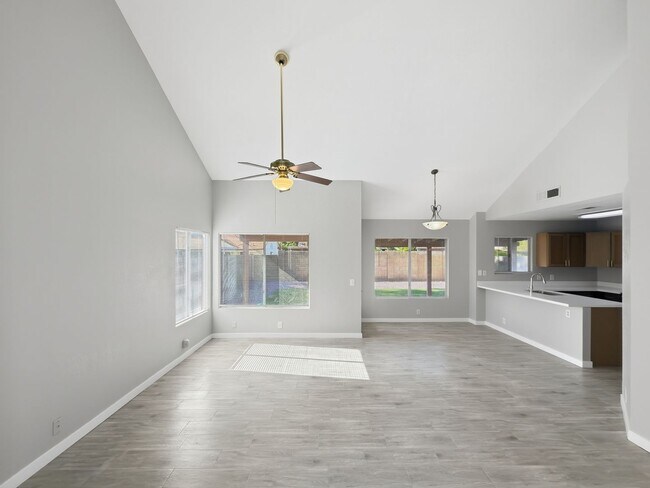 Building Photo - 3839 W Whitten St