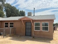 Building Photo - P054