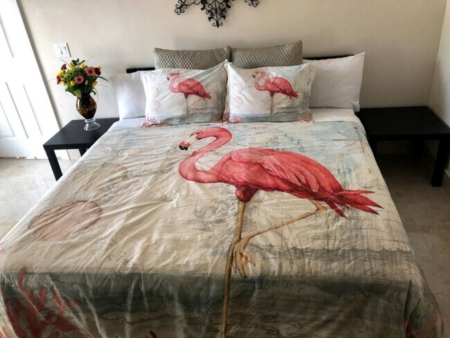 Building Photo - 4300 N Ocean Dr