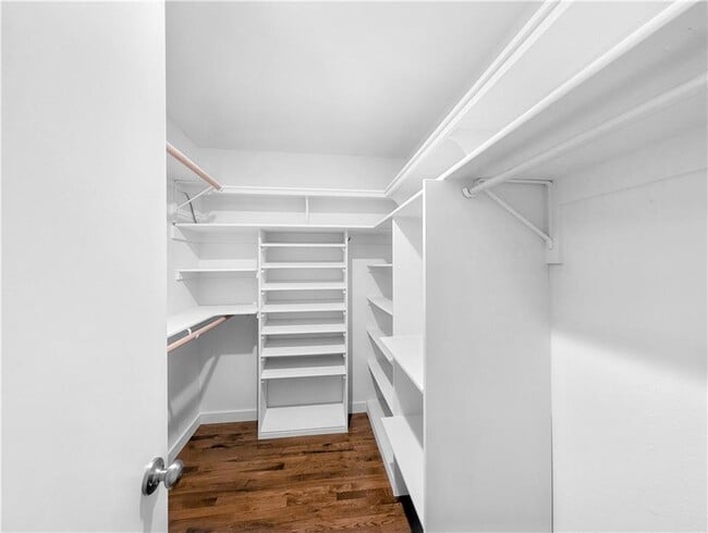 Building Photo - 1 Mellor Ct