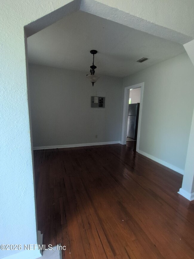 Building Photo - 2414 Prospect St