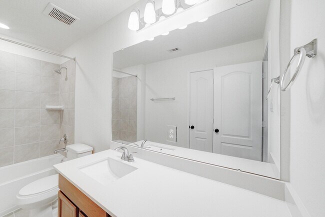 Building Photo - 9307 Central Pl