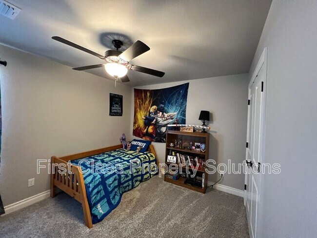 Building Photo - 3116 Drake Crest Dr