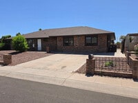 Building Photo - 1731 E Redfield Rd