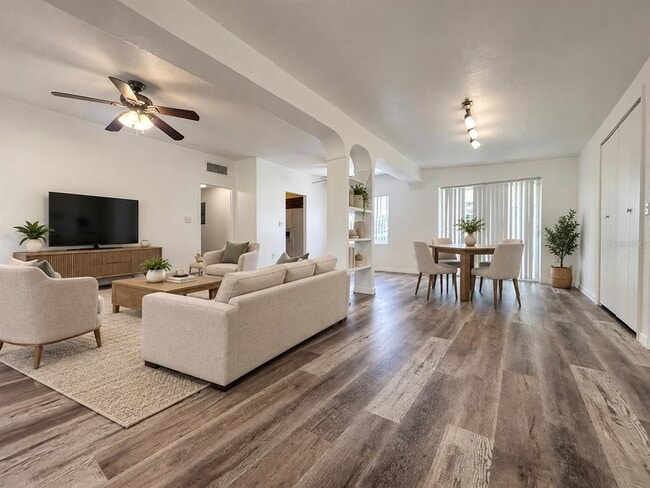 Building Photo - 59 Areca Dr