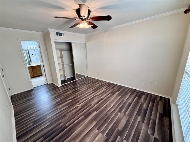 Building Photo - 330 W Harwood Rd