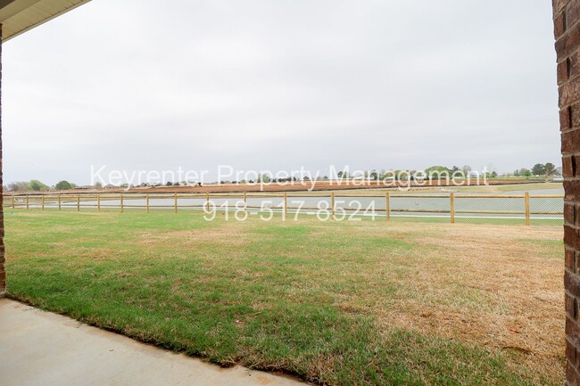 Building Photo - New Construction with Pond View! 4 Bed 2 Bath Broken Arrow