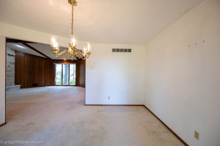 Building Photo - 1835 Hunter Ln