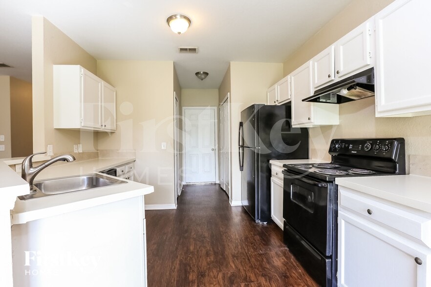 Building Photo - 4220 S Cranberry Blvd