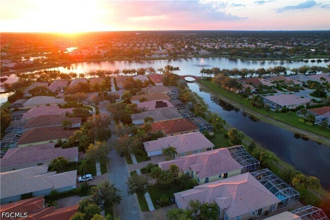 Building Photo - 7983 Valentina Ct