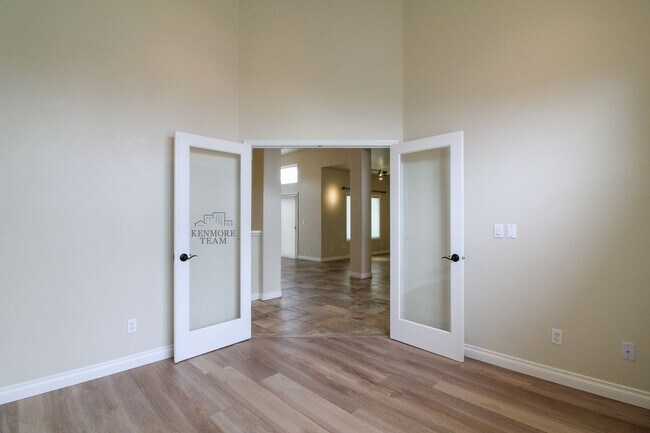 Building Photo - 3 Bedroom, 2 Bathroom Home in Richland