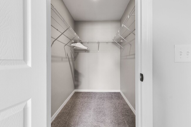 Building Photo - Spacious Duplex in SW Cape Coral