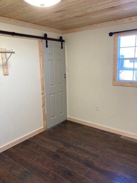 Bedroom/study - 7778 FM 3025