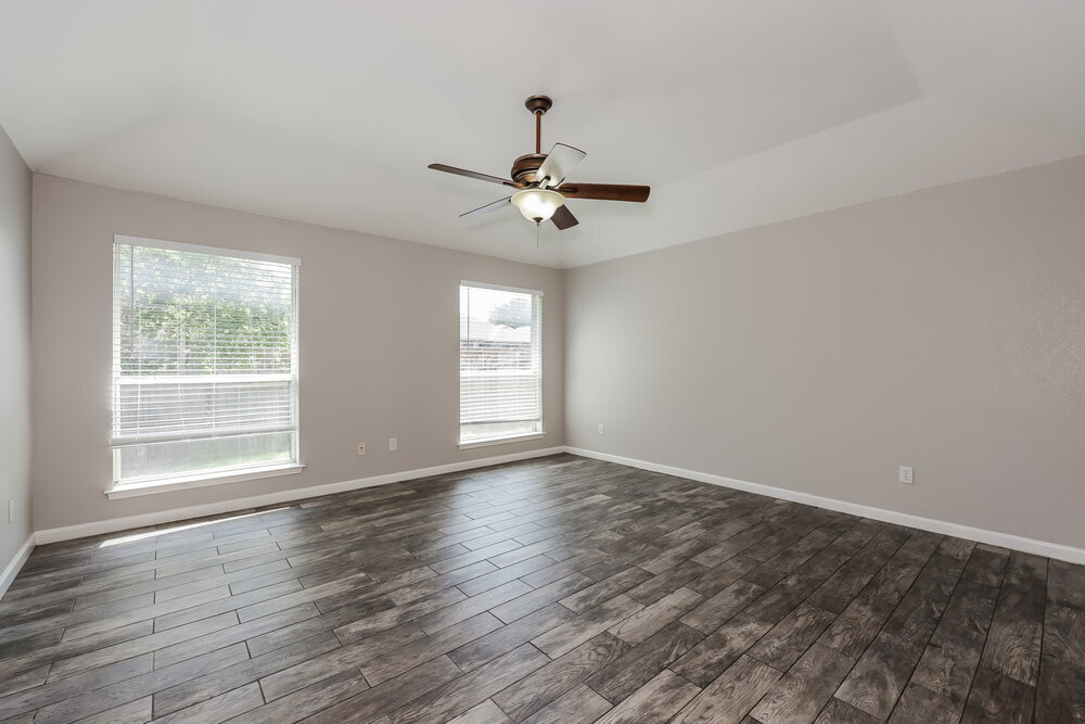Building Photo - 316 Rock Hill Dr