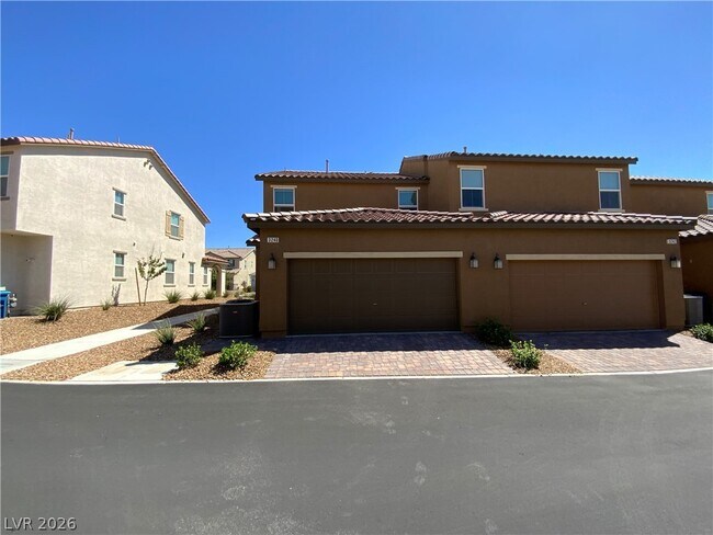 Building Photo - 3240 Avernus Ave