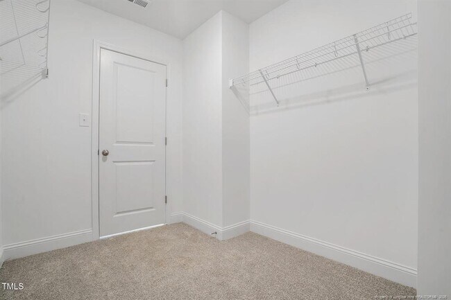 Building Photo - 259 Brickhill Dr