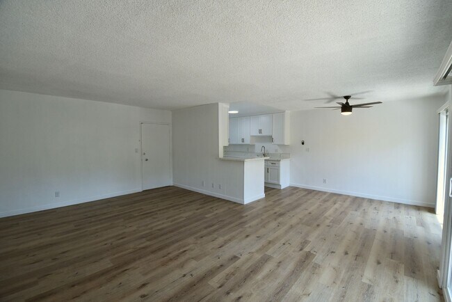Building Photo - 5440 Quakertown Ave