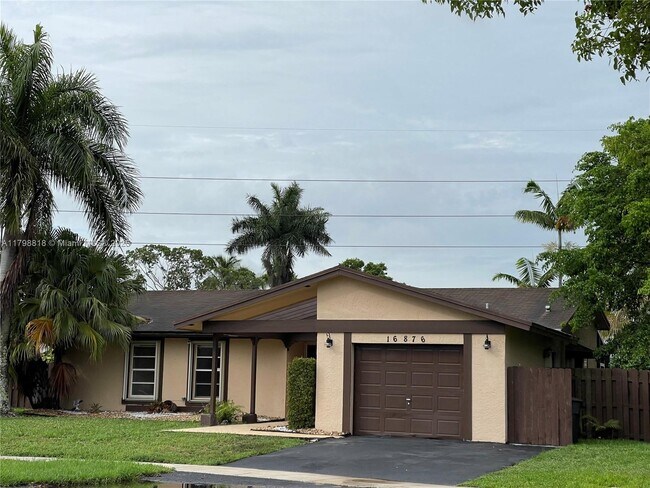 Building Photo - 16876 SW 5th Way