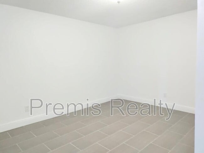 Building Photo - 14820 Rue De Bayonne