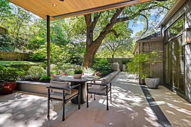 Building Photo - 3423 Mt Barker Dr