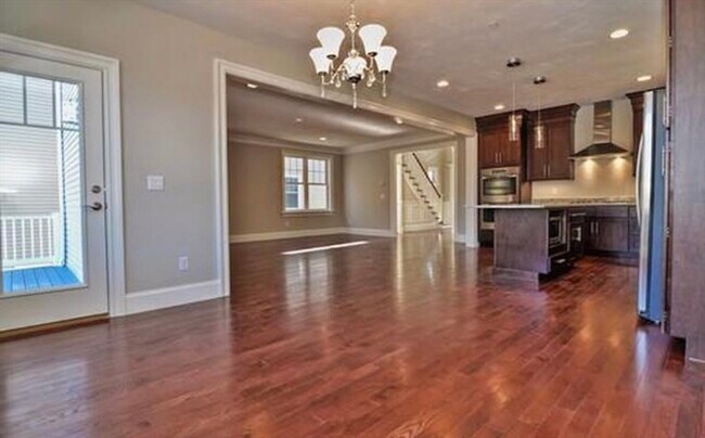 Building Photo - 126 Oxbow Rd